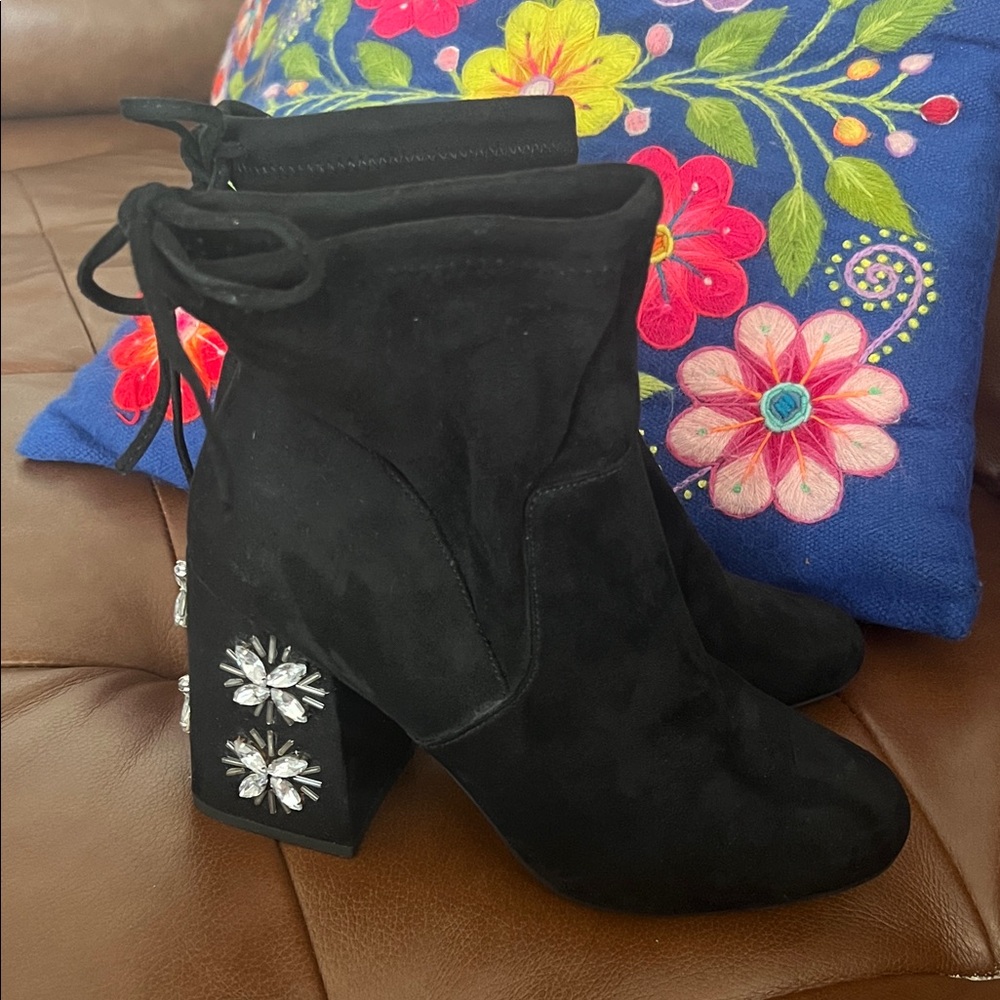 Black Heeled Boots with Floral Embellishments size 9